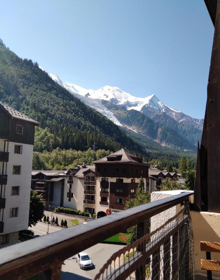 Cocon Douillet Au Pied De L'Aiguille Du Midi Daire Chamonix Dış mekan fotoğraf